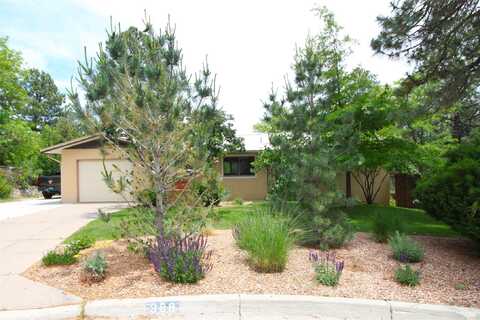 388 El Conejo Street, Los Alamos, NM 87544