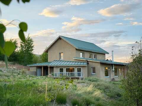425 Forest RD 286, Jemez Springs, NM 87025
