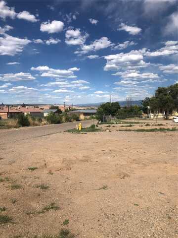 1002 Calle Vigil, Espanola, NM 87532
