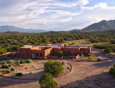 14 W Gold Canyon Road, Santa Fe, NM 87508