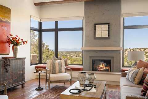 830 Camino De Jemez, Santa Fe, NM 87501