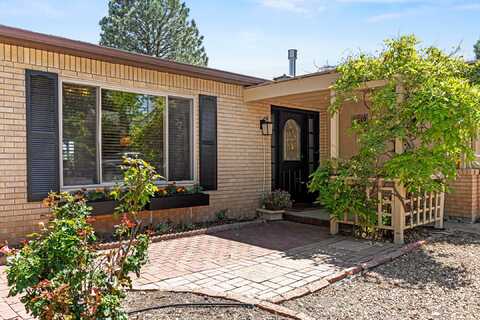 349 Garver Lane, White Rock, NM 87547