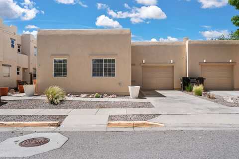 3 Canyon Cliff Dr, Santa Fe, NM 87508
