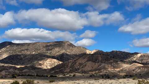 5a LA CANADA WAY, Abiquiu, NM 87510