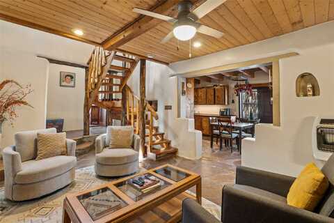 322 County Road 84, Santa Fe, NM 87506