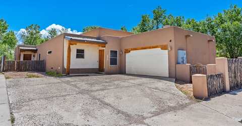1139 Harrison, Santa Fe, NM 87507