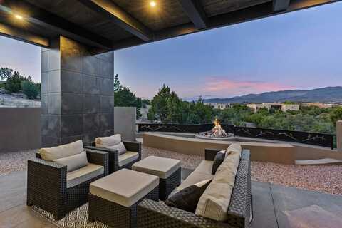 755 Ridge Canyon, Santa Fe, NM 87506