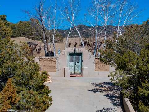 1677 6,6a Cerro Gordo, Santa Fe, NM 87501