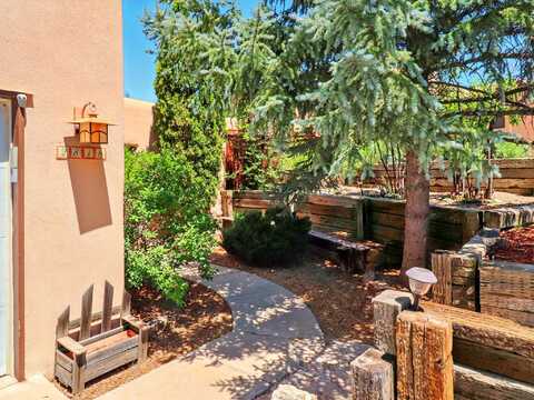 2818 Plaza Verde, Santa Fe, NM 87505