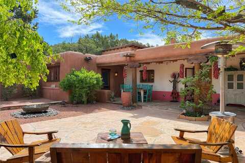 1352 Bishops Lodge Road, Santa Fe, NM 87506