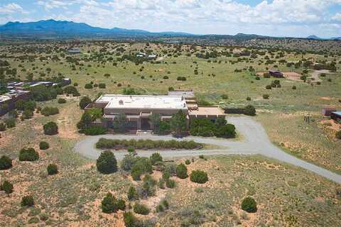 882 Camino Los Abuelos, Galisteo, NM 87540