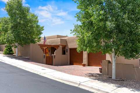 21 Camino Barranca, Santa Fe, NM 87507