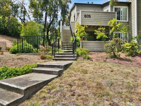 605 Canyon Oaks Drive, Oakland, CA 94605
