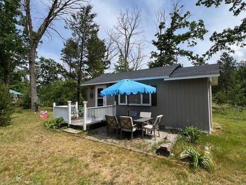 203 N Beverly, Harrison, MI 48625