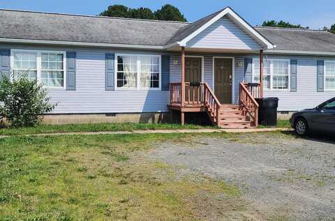 7 HARTMAN AVE, ONANCOCK, VA 23417