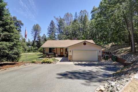 2147 Montana Avenue, Shasta Lake, CA 96019