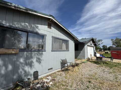 11708 Homestead Lane, Redding, CA 96003