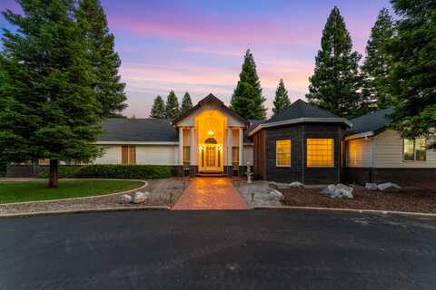 15947 Butterfield Lane, Anderson, CA 96007