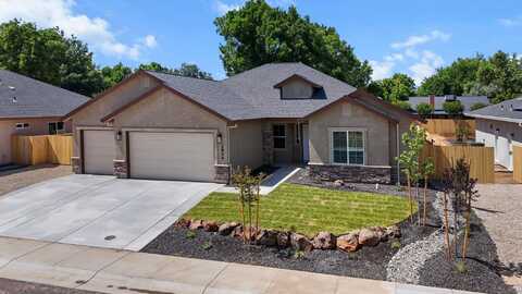 2844 River Mist Walk, Redding, CA 96001