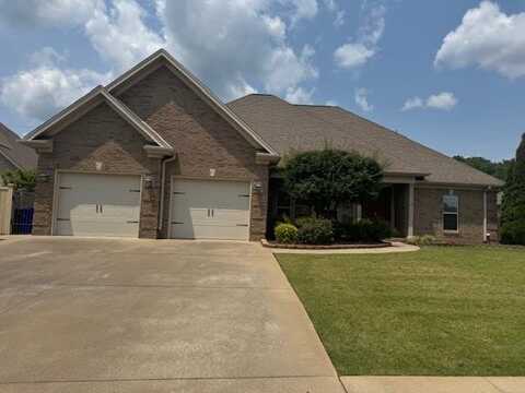 215 Oak Brook Dr, Florence, AL 35630