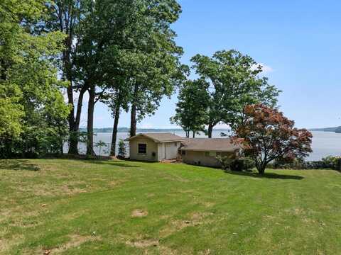 290 Lakeshore Dr, Muscle Shoals, AL 35661