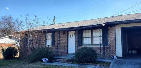 1018 Veterans Dr, Florence, AL 35630