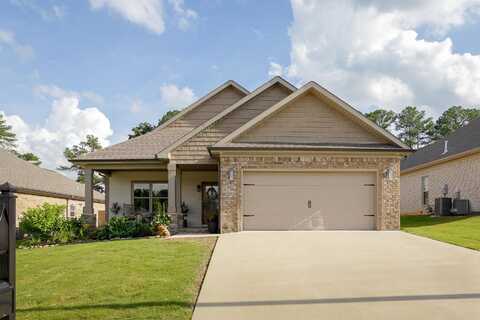 121 Silver Leaf Ln, Florence, AL 35633