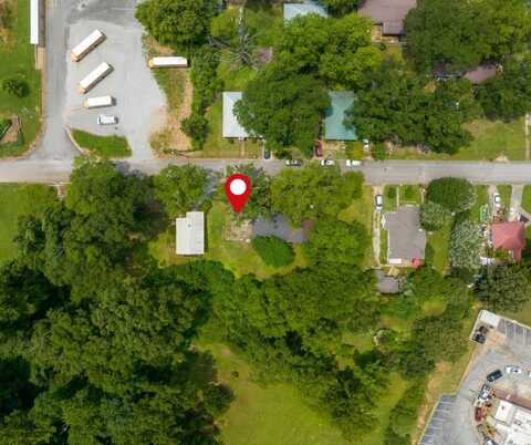710 8th St, Red Bay, AL 35582