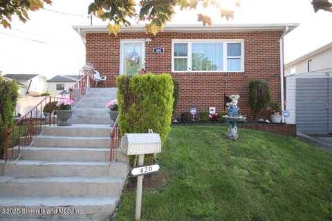 420 Getz Avenue, Staten Island, NY 10312