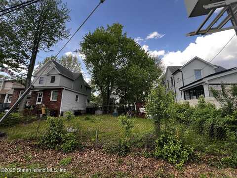 35 Sideview Avenue, Staten Island, NY 10314