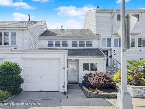 203 Dover Green, Staten Island, NY 10312