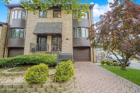78 Claradon Lane, Staten Island, NY 10305