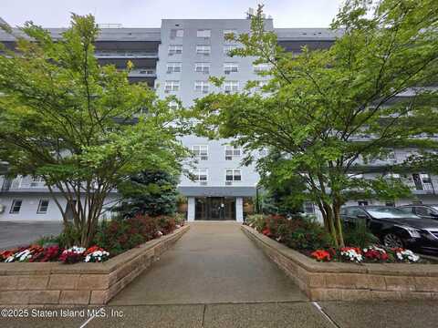 20 Cliff Street, Staten Island, NY 10305