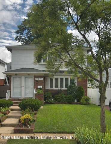 65 Kelvin Avenue, Staten Island, NY 10306