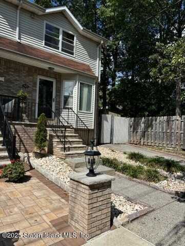 342 Chelsea Street, Staten Island, NY 10307