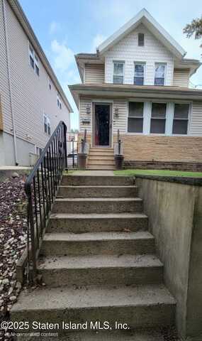 293 Lafayette Avenue, Staten Island, NY 10301