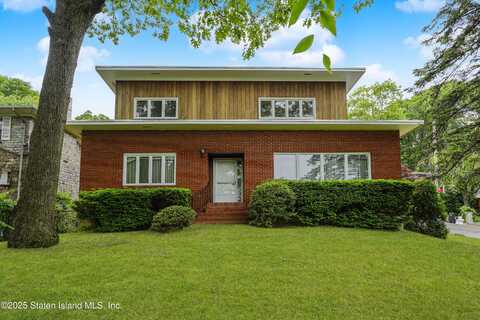 60 Cedar Terrace, Staten Island, NY 10304