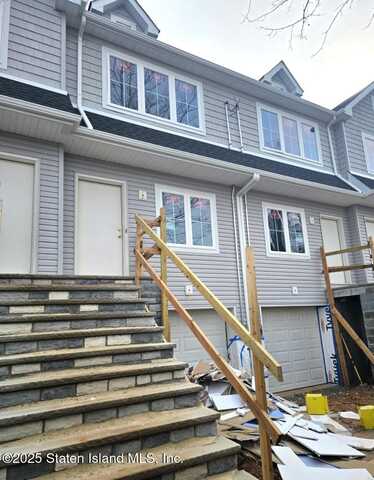 329 Pulaski Avenue, Staten Island, NY 10303