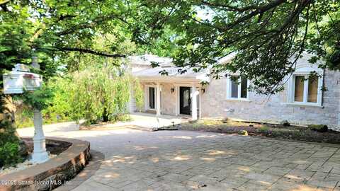 200 Coverly Avenue, Staten Island, NY 10301