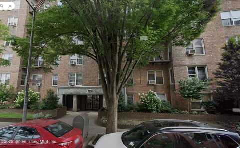 759 E 10th Street, Brooklyn, NY 11230