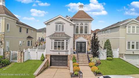 64 Indale Avenue, Staten Island, NY 10309