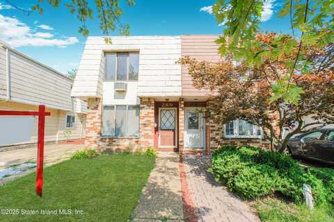 289 Maybury Avenue, Staten Island, NY 10308