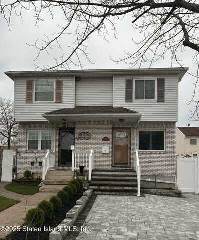 26 Mott Street, Staten Island, NY 10312