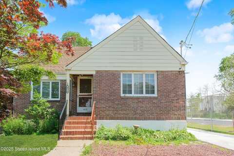 4070 Victory Boulevard, Staten Island, NY 10314