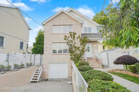 151 Adams Avenue, Staten Island, NY 10306