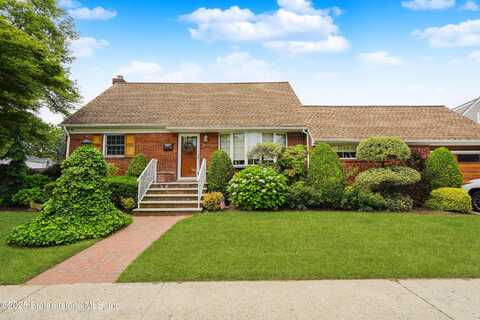 210 Lincoln Avenue, Staten Island, NY 10306