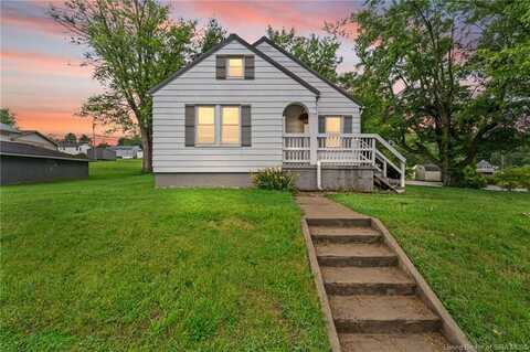 401 S Jackson Street, Salem, IN 47167
