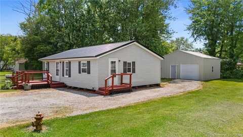 1254 Wade Street, Austin, IN 47102
