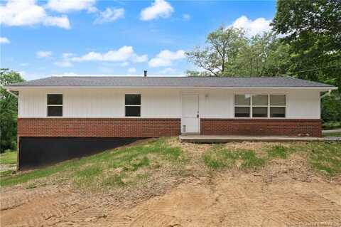456 Thompson Street, Charlestown, IN 47111