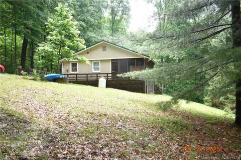 6382 S Wild Greenwood Street, Paoli, IN 47454